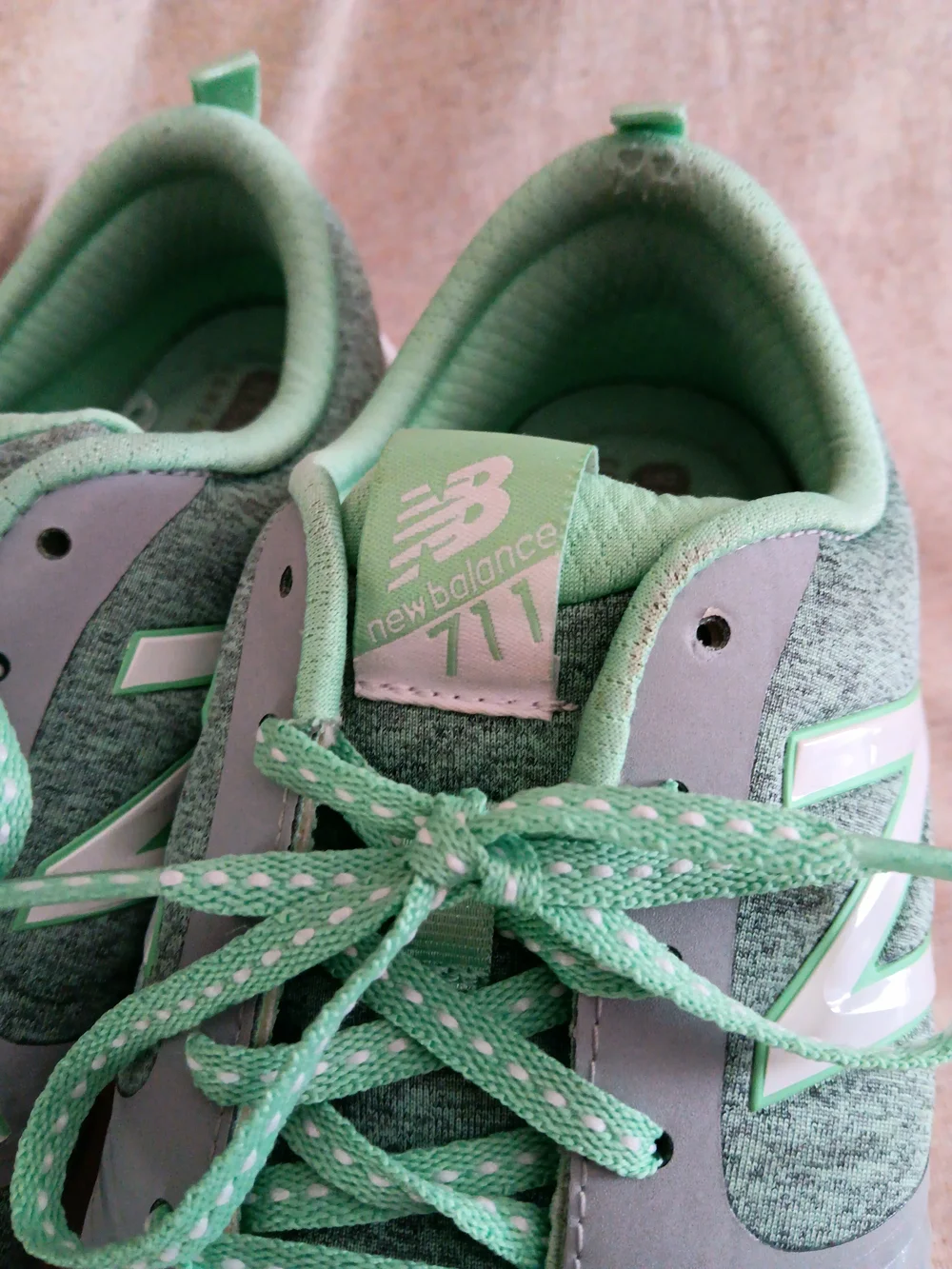 New Balance 711 Women's Size 6.5 Mint Green Gray Cross Training Shoes WX711HI